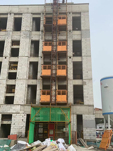 外延施工电梯，脚手架